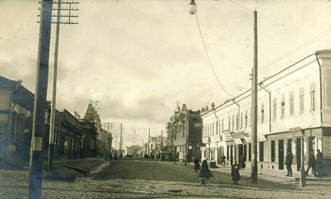 Камышин. Проспект Александра II (среди лавок — лавка колониального товара)