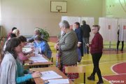 На избирательном участке (из архива infokam.su)