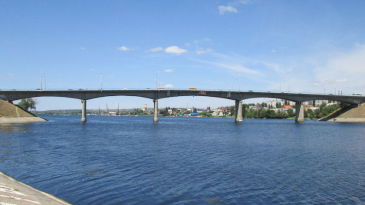 Камышин, Бородинский мост