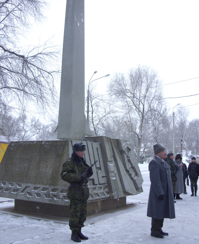 Камышин. Памятник комсомольцам-добровольцам