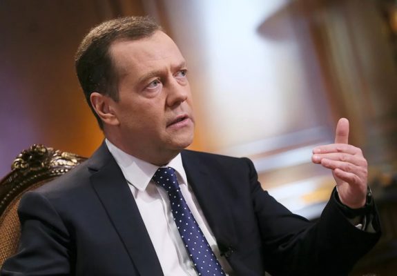 Дмитрий Медведев